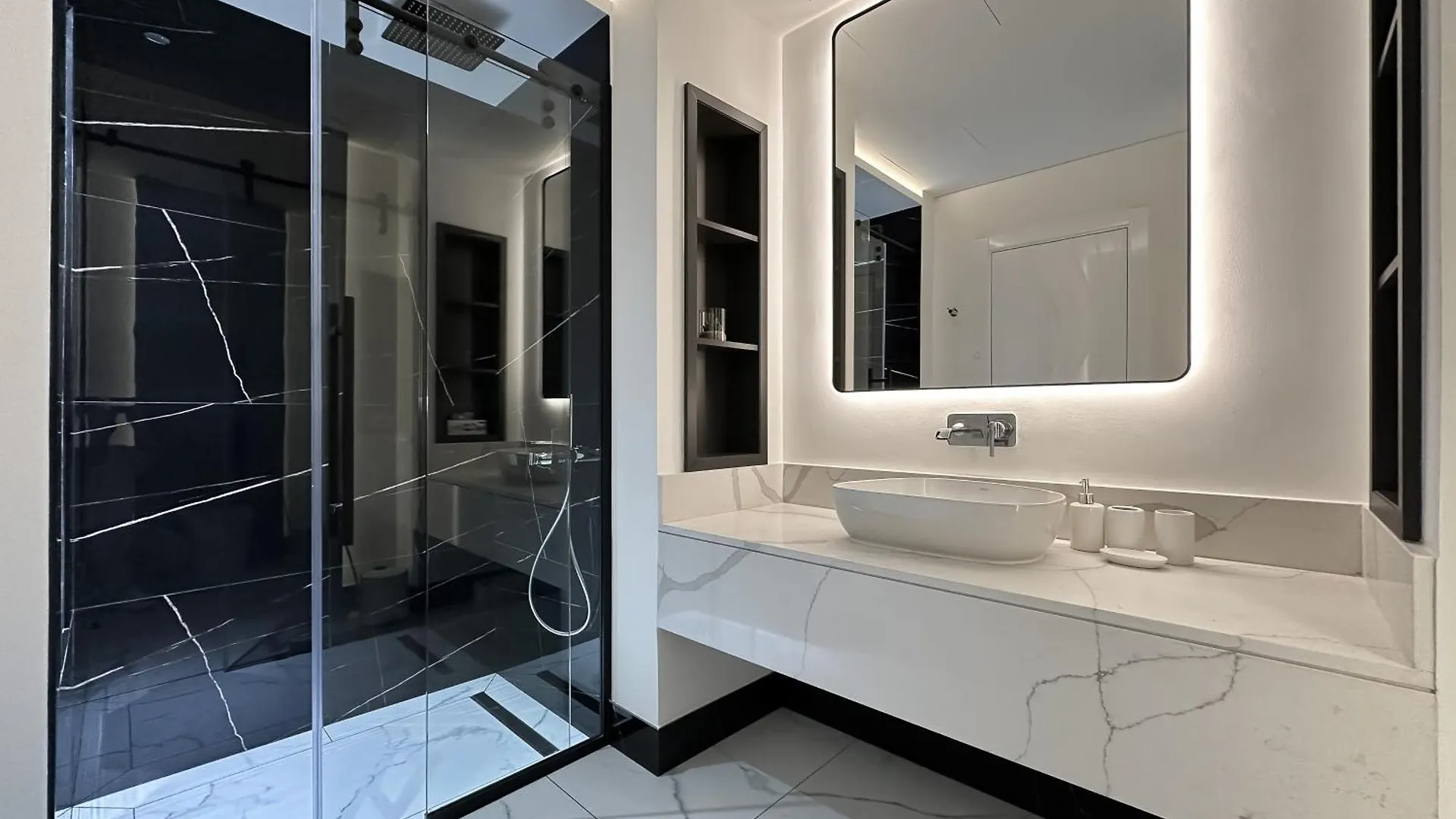 Trophy-Refined Escape With Aesthetic Apartment Dubai United Arab Emirates